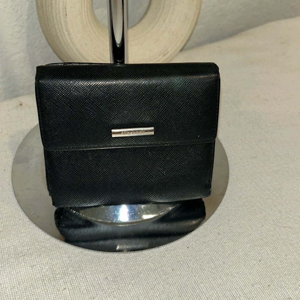Authentic Burberry Wallet Black Leather unisex